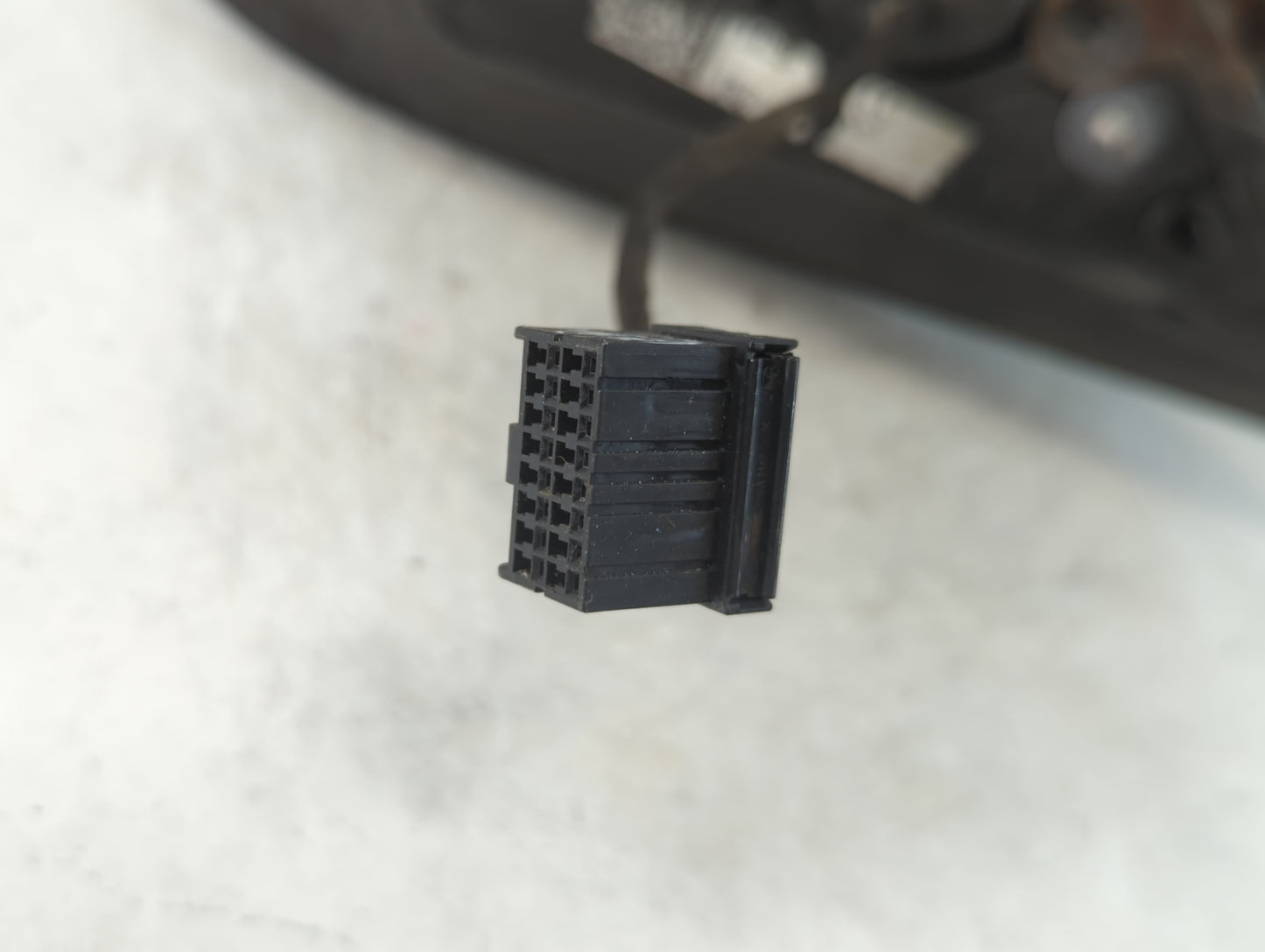 2005-2010 Jeep Grand Cherokee Driver Side View Mirror - Left Door Mirror OEM Used - Oemusedautoparts1.com
