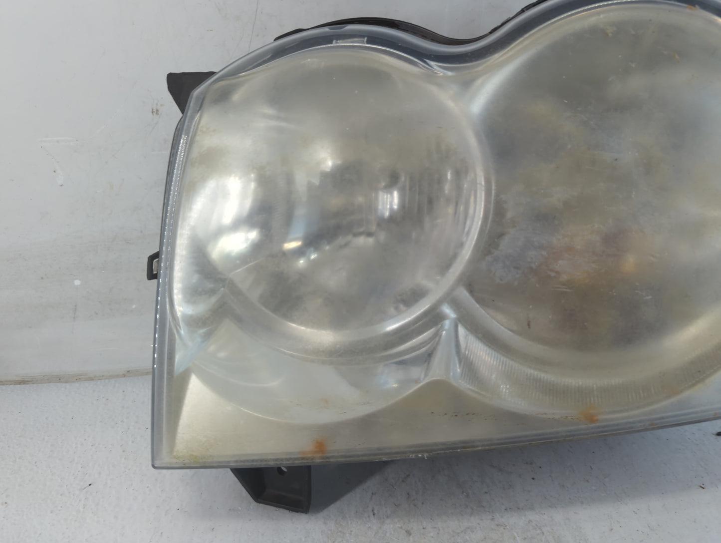2005-2007 Jeep Grand Cherokee Driver Left Oem Head Light Headlight Lamp - Oemusedautoparts1.com