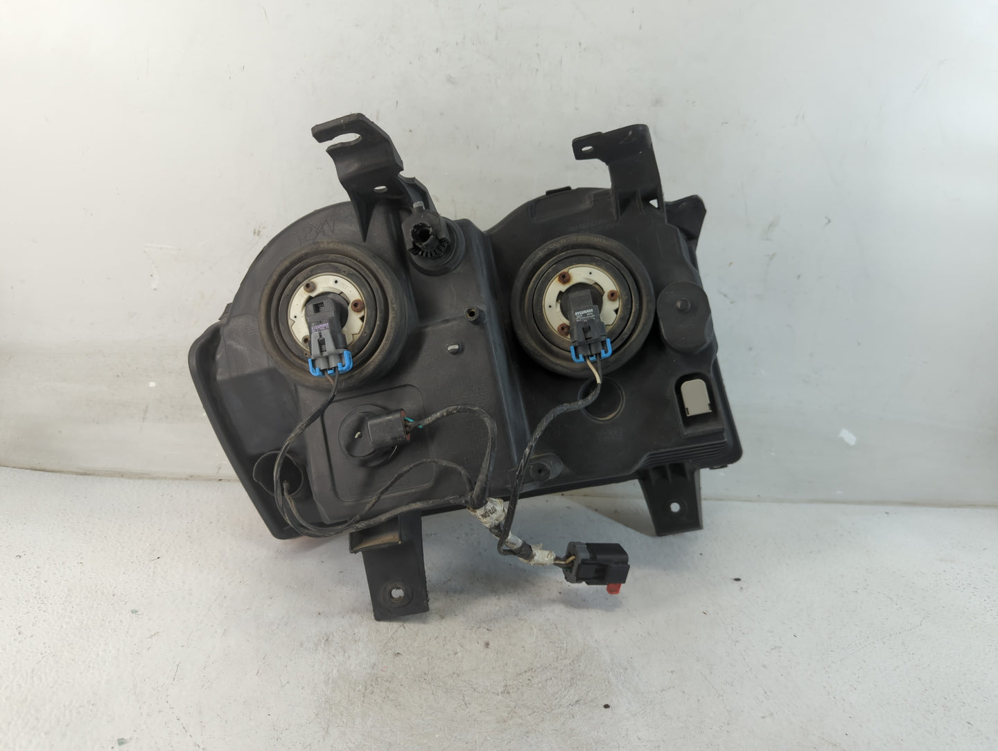 2005-2007 Jeep Grand Cherokee Driver Left Oem Head Light Headlight Lamp - Oemusedautoparts1.com