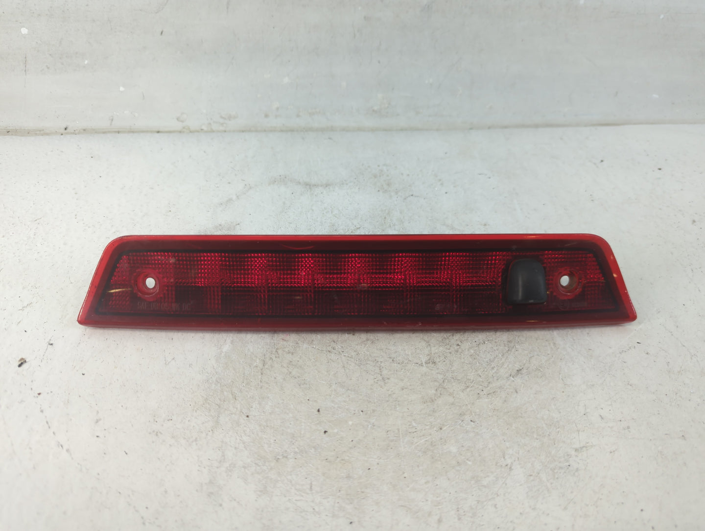 2005 Jeep Grand Cherokee Third Brake Light Tail Light Fits OEM Used Auto Parts - Oemusedautoparts1.com