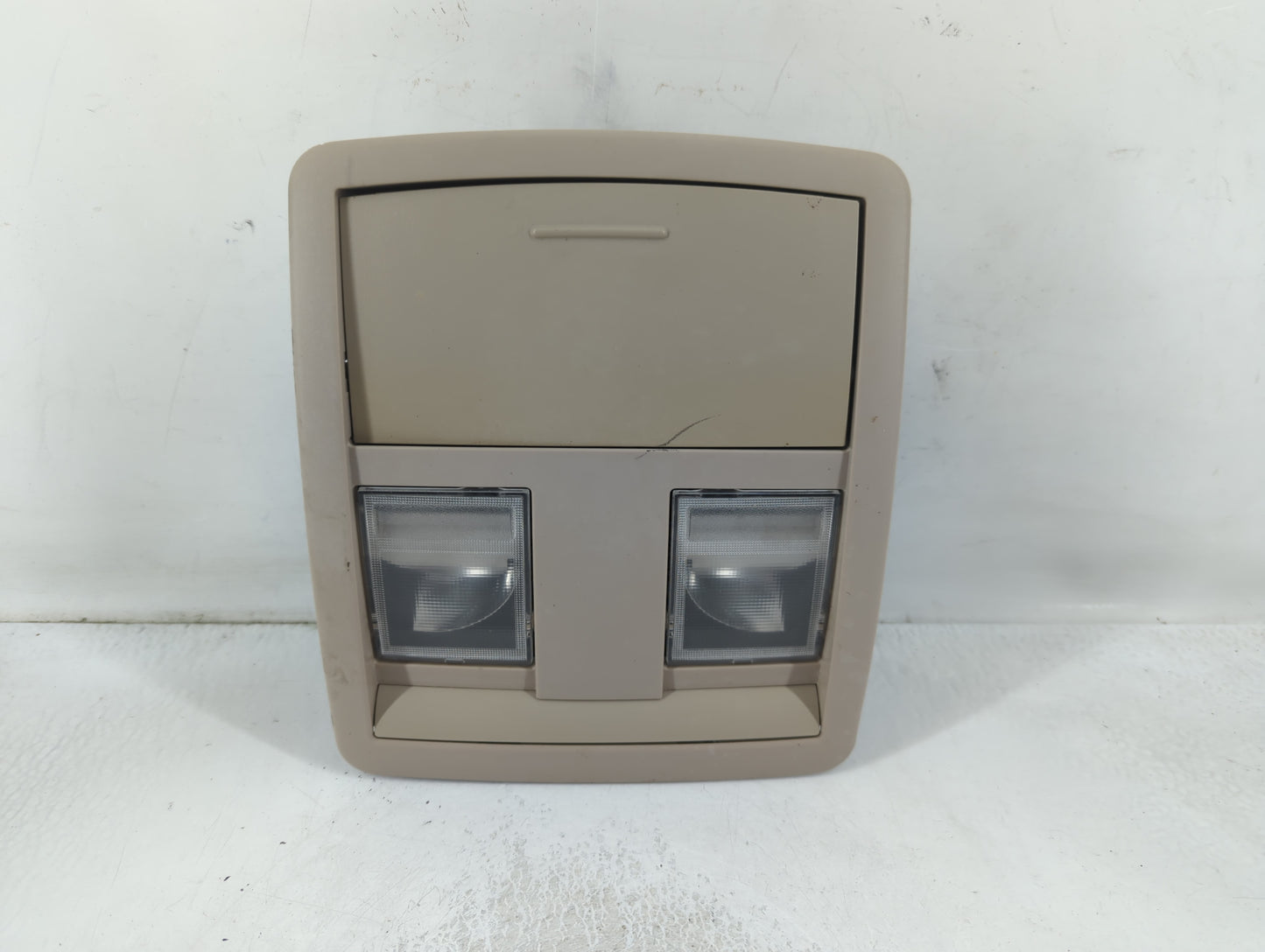 2005-2010 Jeep Grand Cherokee Overhead Roof Console 838510 - Oemusedautoparts1.com