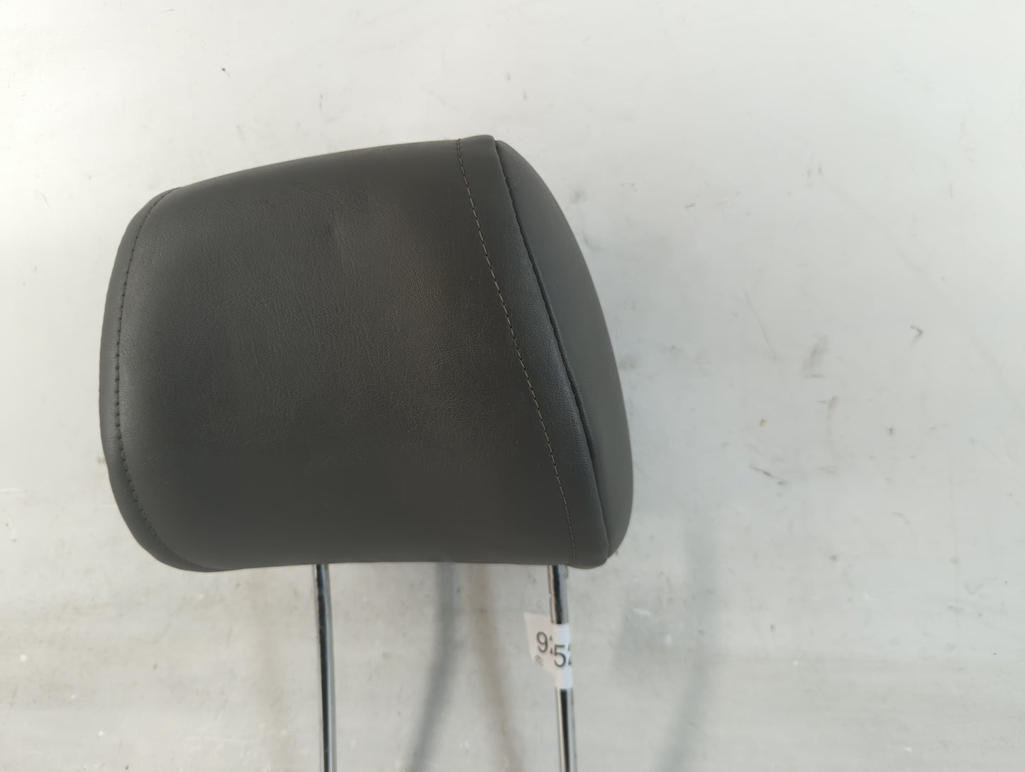 2005-2010 Jeep Grand Cherokee Headrest Head Rest Front Driver Passenger Seat Fits Fits 2005 2006 2007 2008 2009 2010 OEM Use
