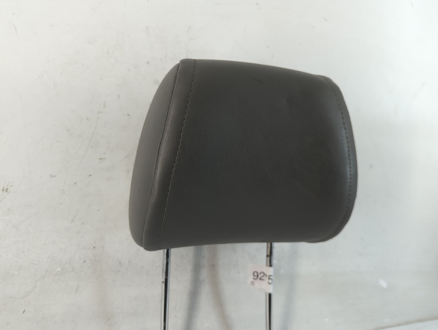 2005-2010 Jeep Grand Cherokee Headrest Head Rest Front Driver Passenger Seat Fits Fits 2005 2006 2007 2008 2009 2010 OEM Use