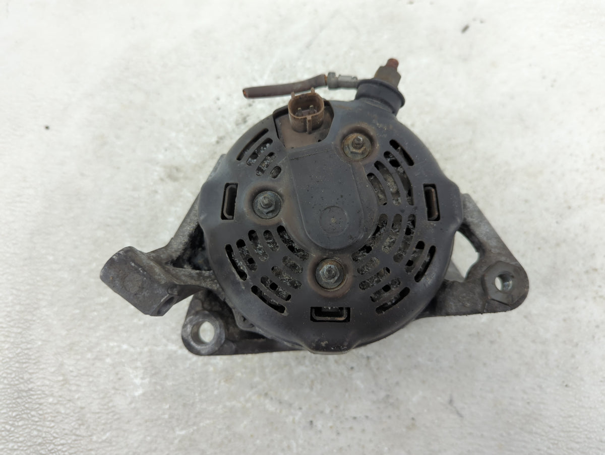 2005-2006 Jeep Grand Cherokee Alternator Replacement Generator Charging Assembly Engine OEM P/N:56029914AA Fits Fits 2005 20