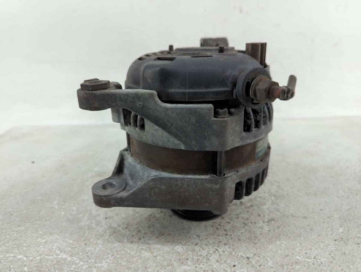 2005-2006 Jeep Grand Cherokee Alternator Replacement Generator Charging Assembly Engine OEM P/N:56029914AA Fits Fits 2005 20