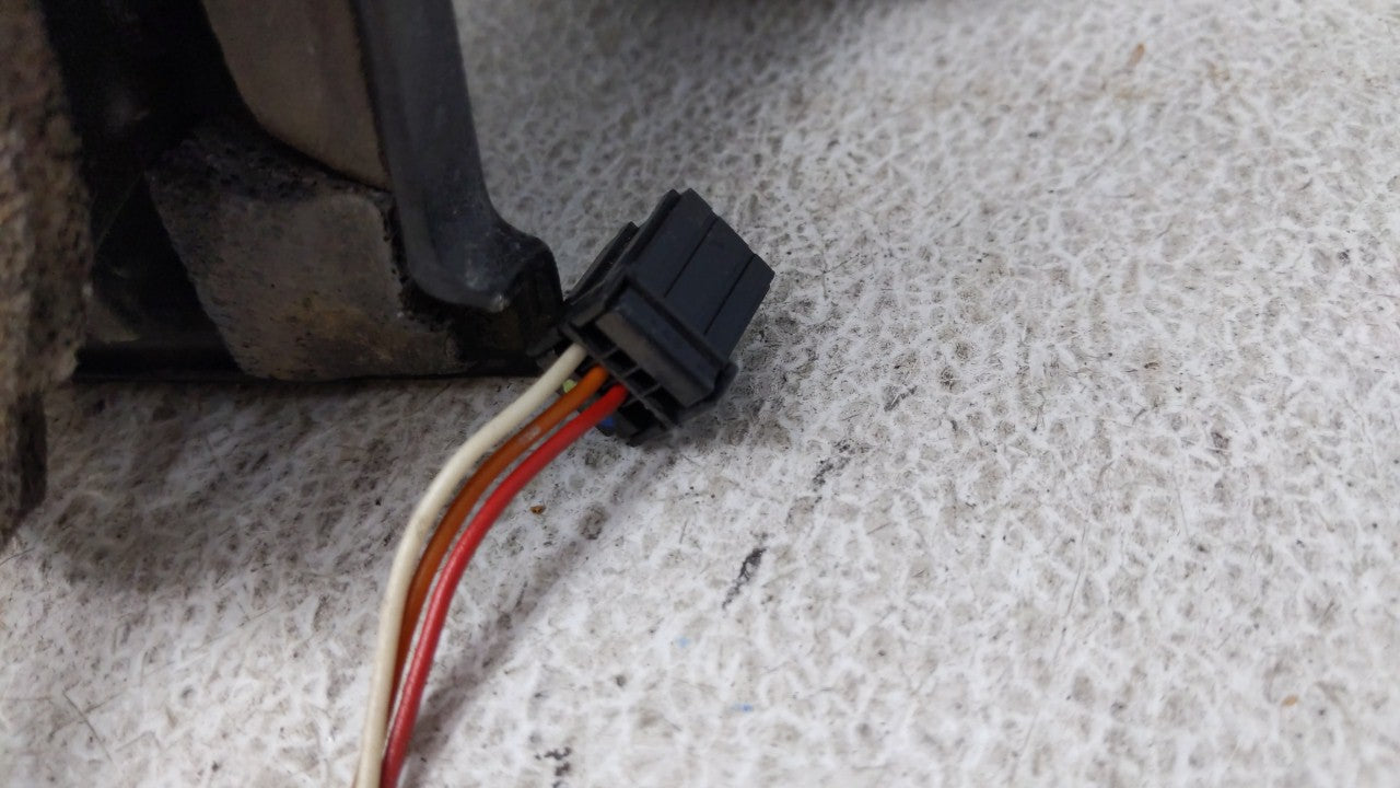 2002-2007 Jeep Liberty Passenger Side View Mirror - Right Door Mirror OEM Used - Oemusedautoparts1.com