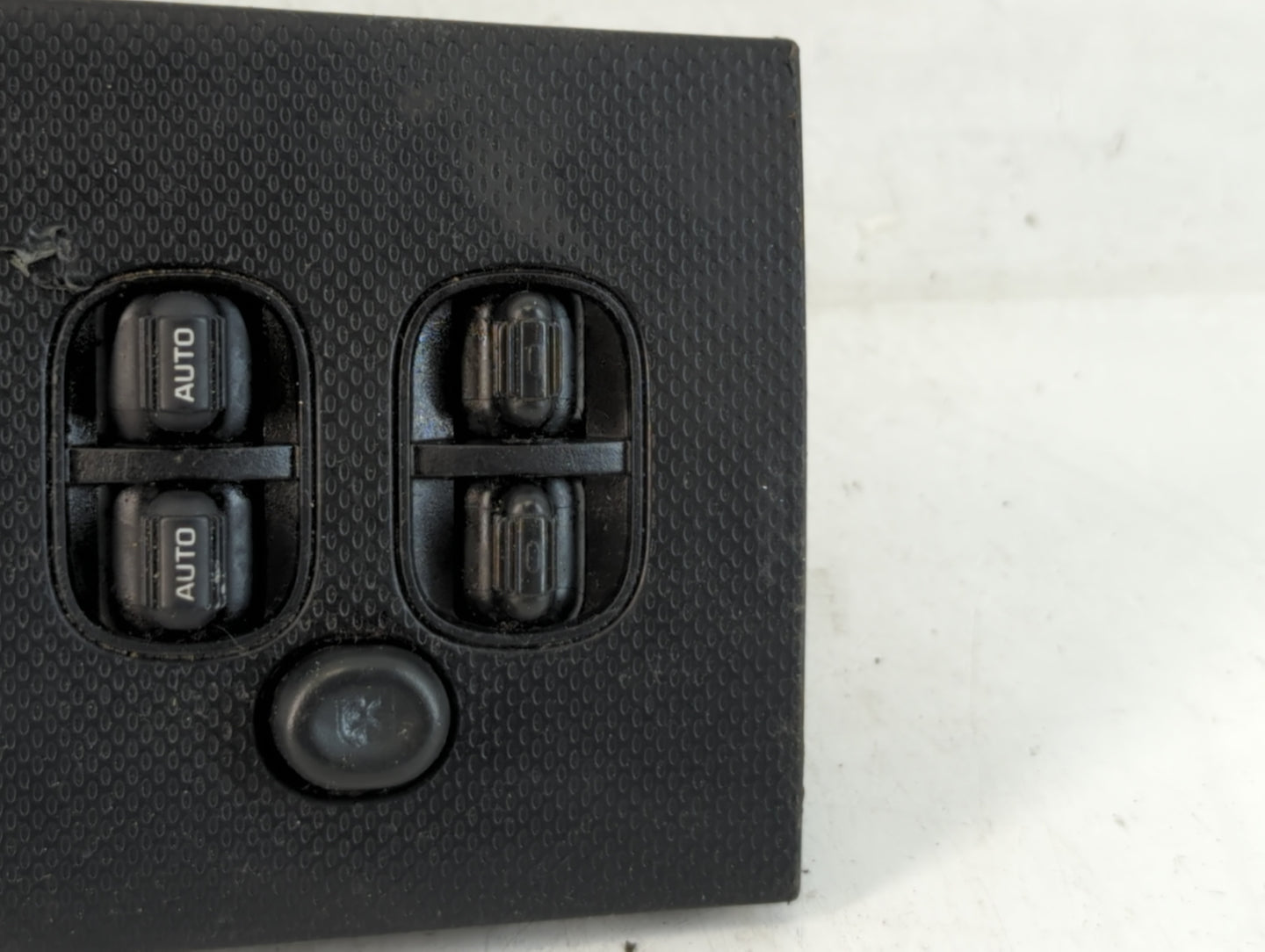 2004-2007 Jeep Liberty Master Power Window Switch Replacement Driver Side Left P/N:5KC07DX9AC Fits Fits 2004 2005 2006 2007 