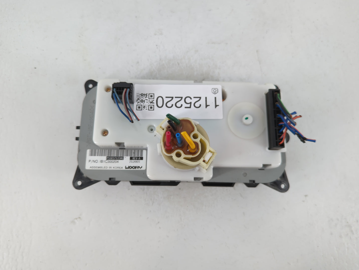 2004-2007 Jeep Liberty Climate Control Module Temperature AC/Heater Replacement P/N:P55037533AG Fits Fits 2004 2005 2006 200
