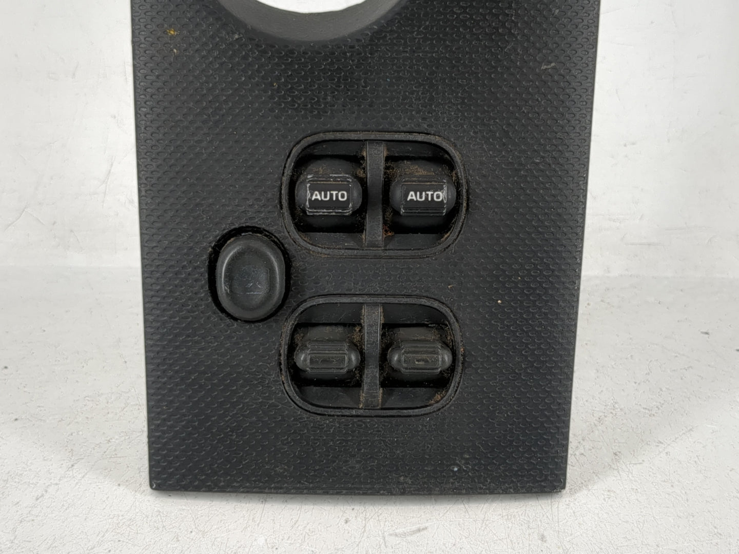 2004-2007 Jeep Liberty Master Power Window Switch Replacement Driver Side Left P/N:39754D Fits Fits 2004 2005 2006 2007 OEM 