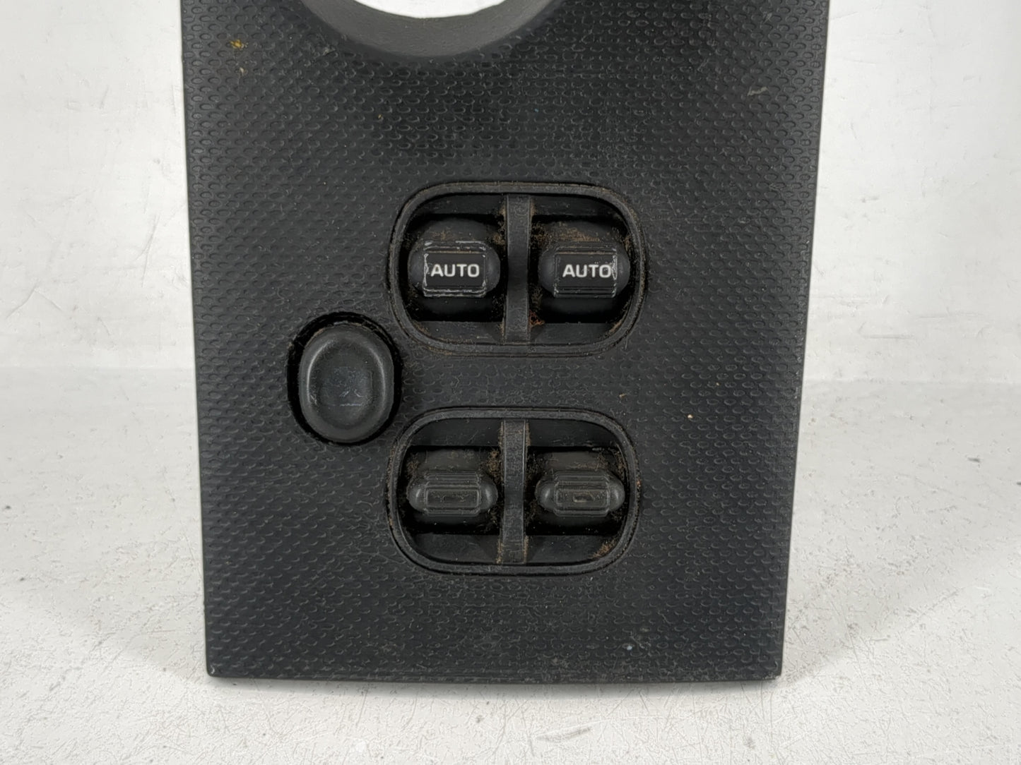 2004-2007 Jeep Liberty Master Power Window Switch Replacement Driver Side Left P/N:39754D Fits Fits 2004 2005 2006 2007 OEM 