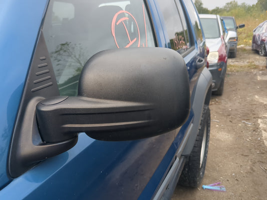 2002-2007 Jeep Liberty Driver Side View Mirror - Left Door Mirror OEM Used - Oemusedautoparts1.com