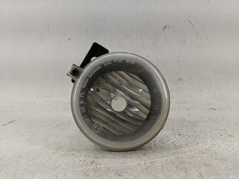 compare product 2005-2007 Jeep Liberty Passenger Right Oem Front Light Lamp