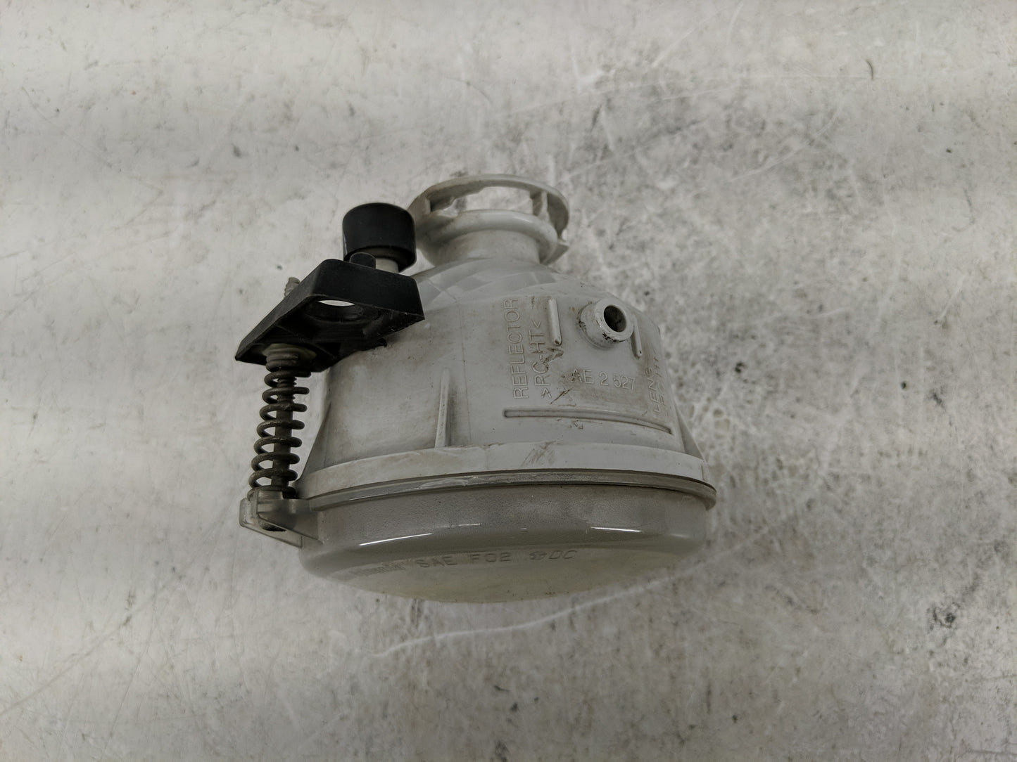 2005-2007 Jeep Liberty Passenger Right Oem Front Light Lamp - Oemusedautoparts1.com