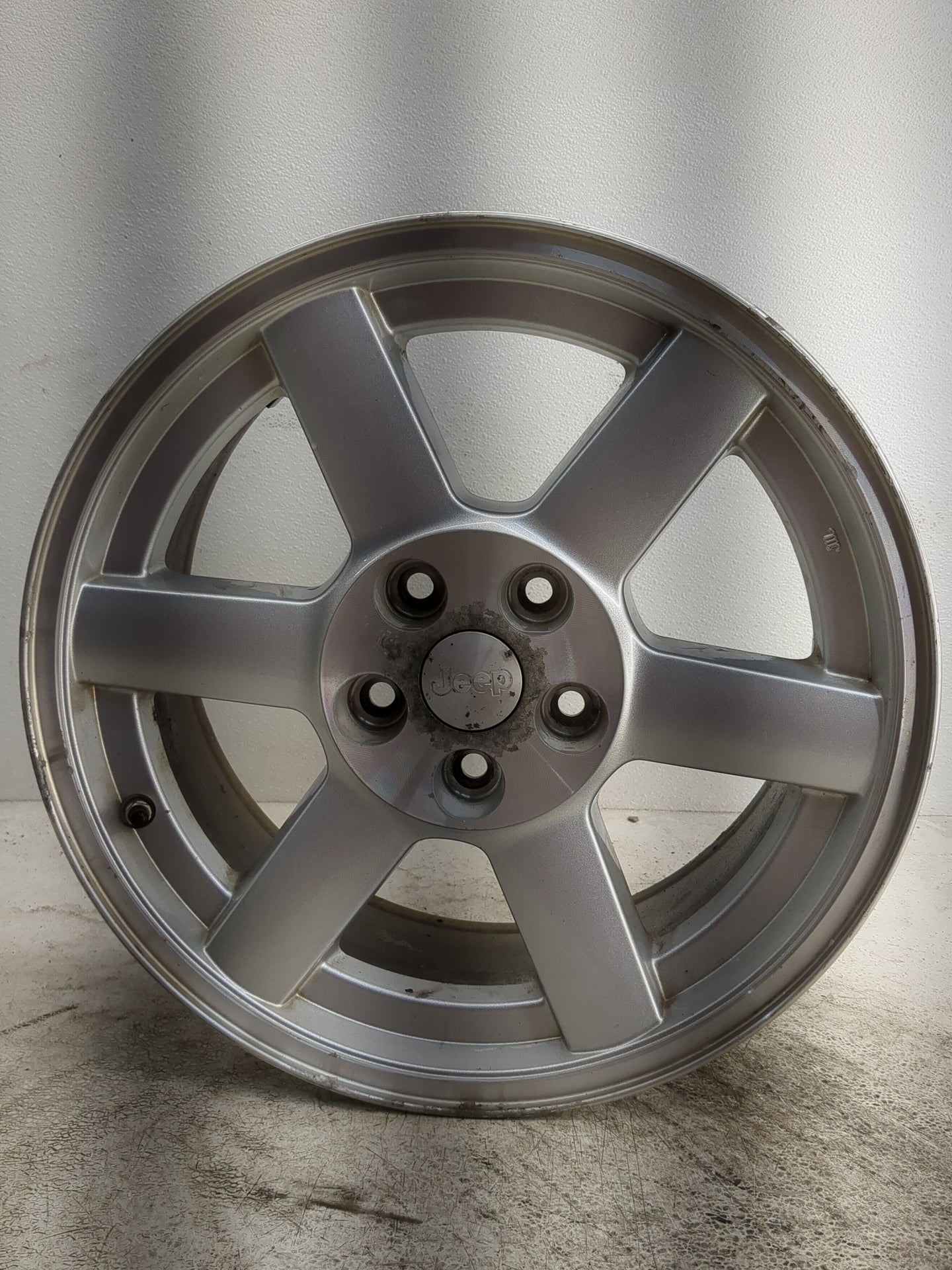 2005-2007 Jeep Liberty Oem Wheel Rim - Oemusedautoparts1.com