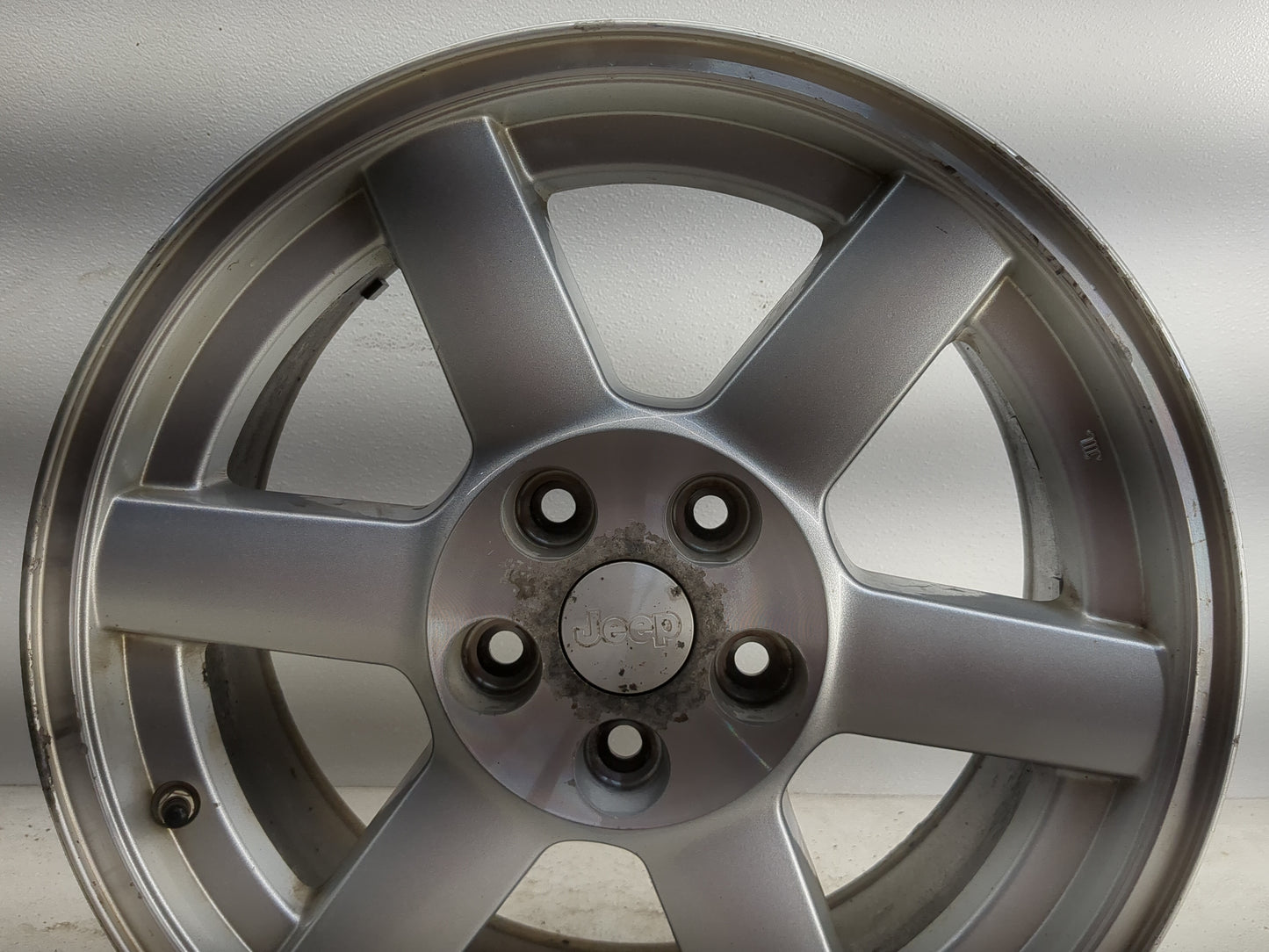 2005-2007 Jeep Liberty Oem Wheel Rim - Oemusedautoparts1.com