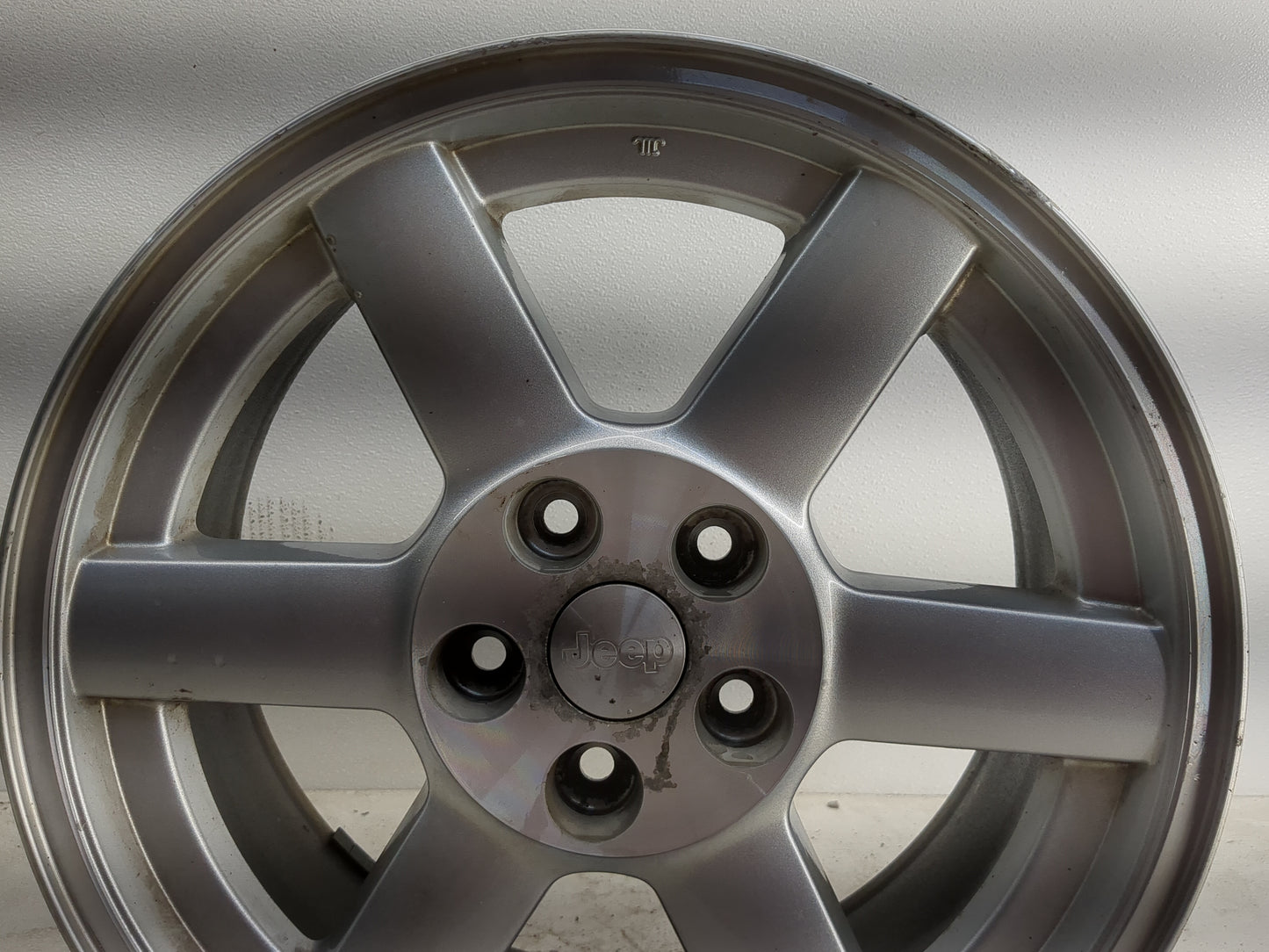 2005-2007 Jeep Liberty Oem Wheel Rim - Oemusedautoparts1.com