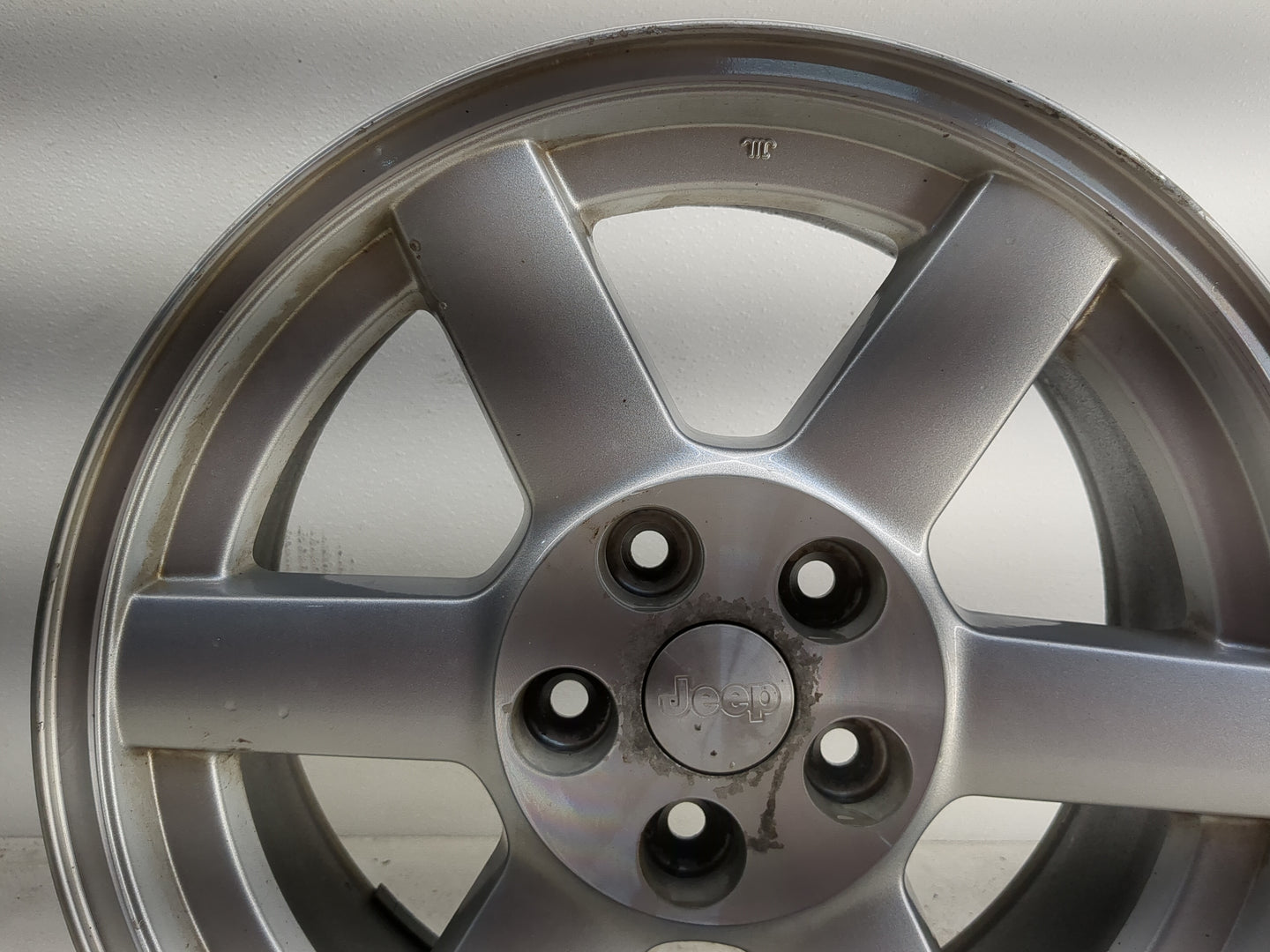 2005-2007 Jeep Liberty Oem Wheel Rim - Oemusedautoparts1.com