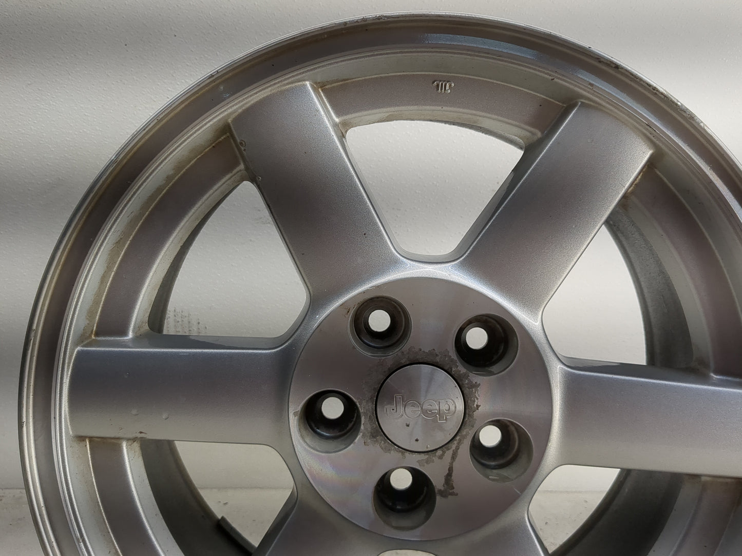 2005-2007 Jeep Liberty Oem Wheel Rim - Oemusedautoparts1.com