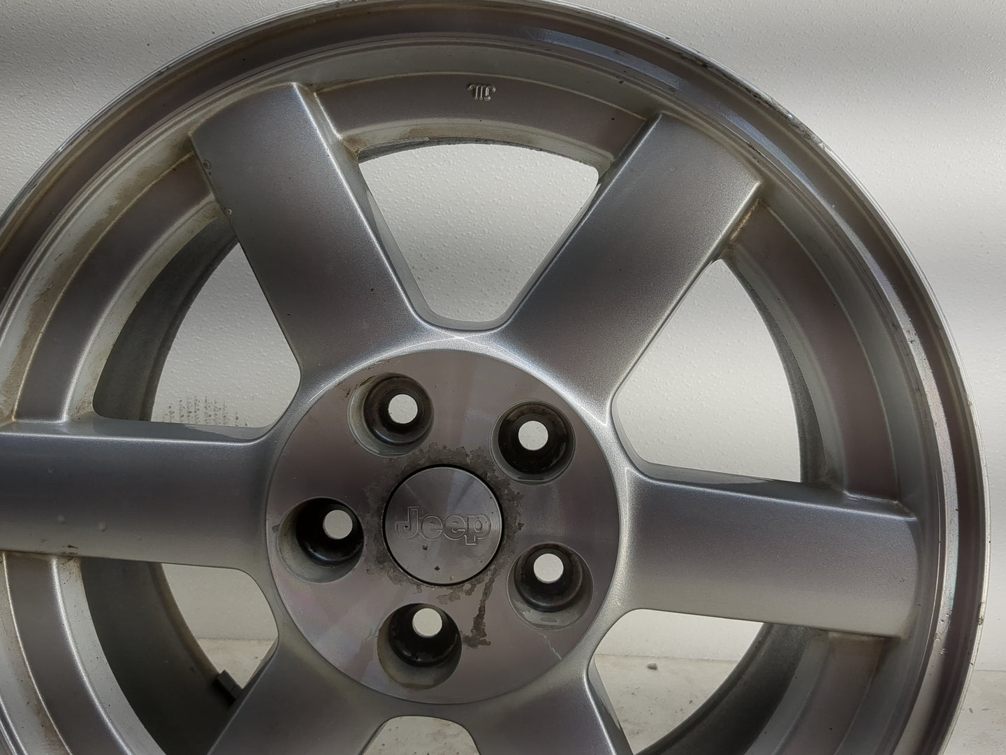 2005-2007 Jeep Liberty Oem Wheel Rim - Oemusedautoparts1.com