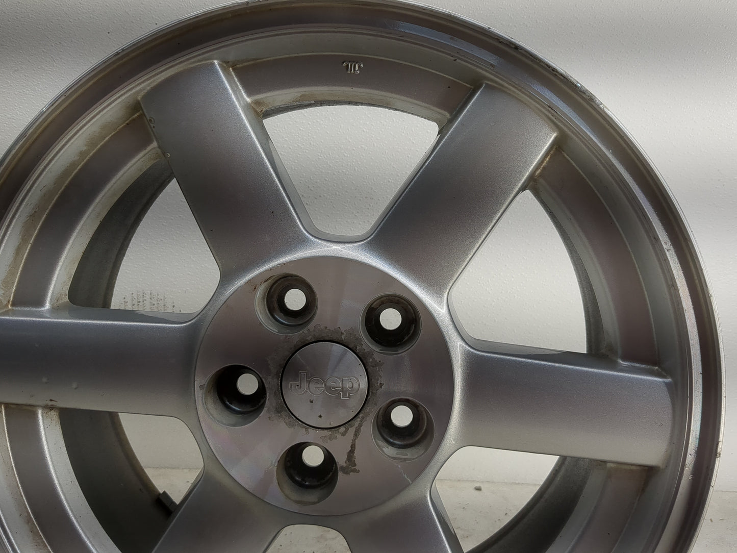 2005-2007 Jeep Liberty Oem Wheel Rim - Oemusedautoparts1.com
