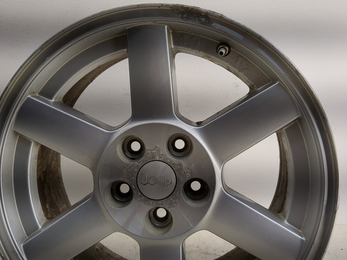 2005-2007 Jeep Liberty Oem Wheel Rim - Oemusedautoparts1.com