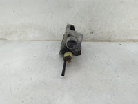 2005-2006 Jeep Liberty Throttle Body Fits Fits 2005 2006 OEM Used Auto Parts - Oemusedautoparts1.com
