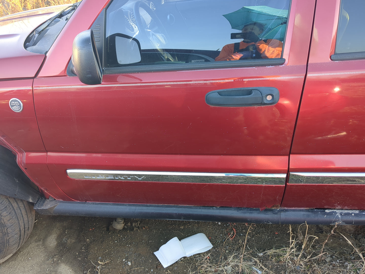 2002-2007 Jeep Liberty Driver Front Door Oem - Oemusedautoparts1.com