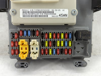 2005-2005 Jeep Liberty Body Control Module Bcm Inner Cabin Fuse Box 1238825 - Oemusedautoparts1.com