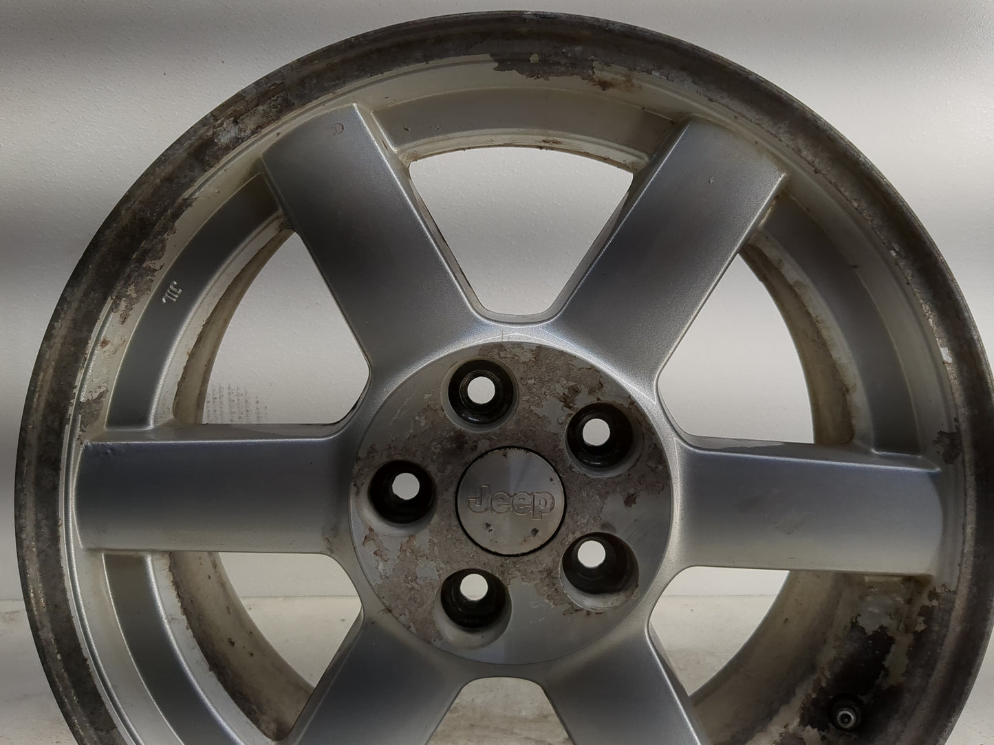 2005-2007 Jeep Liberty Oem Wheel Rim - Oemusedautoparts1.com