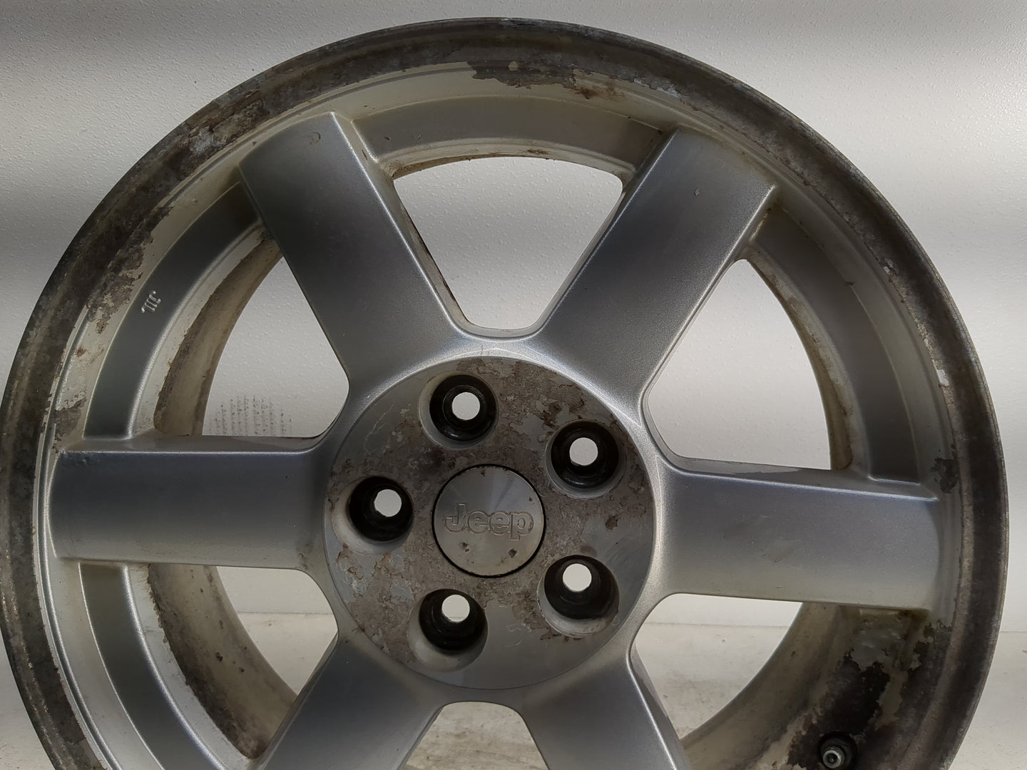 2005-2007 Jeep Liberty Oem Wheel Rim - Oemusedautoparts1.com
