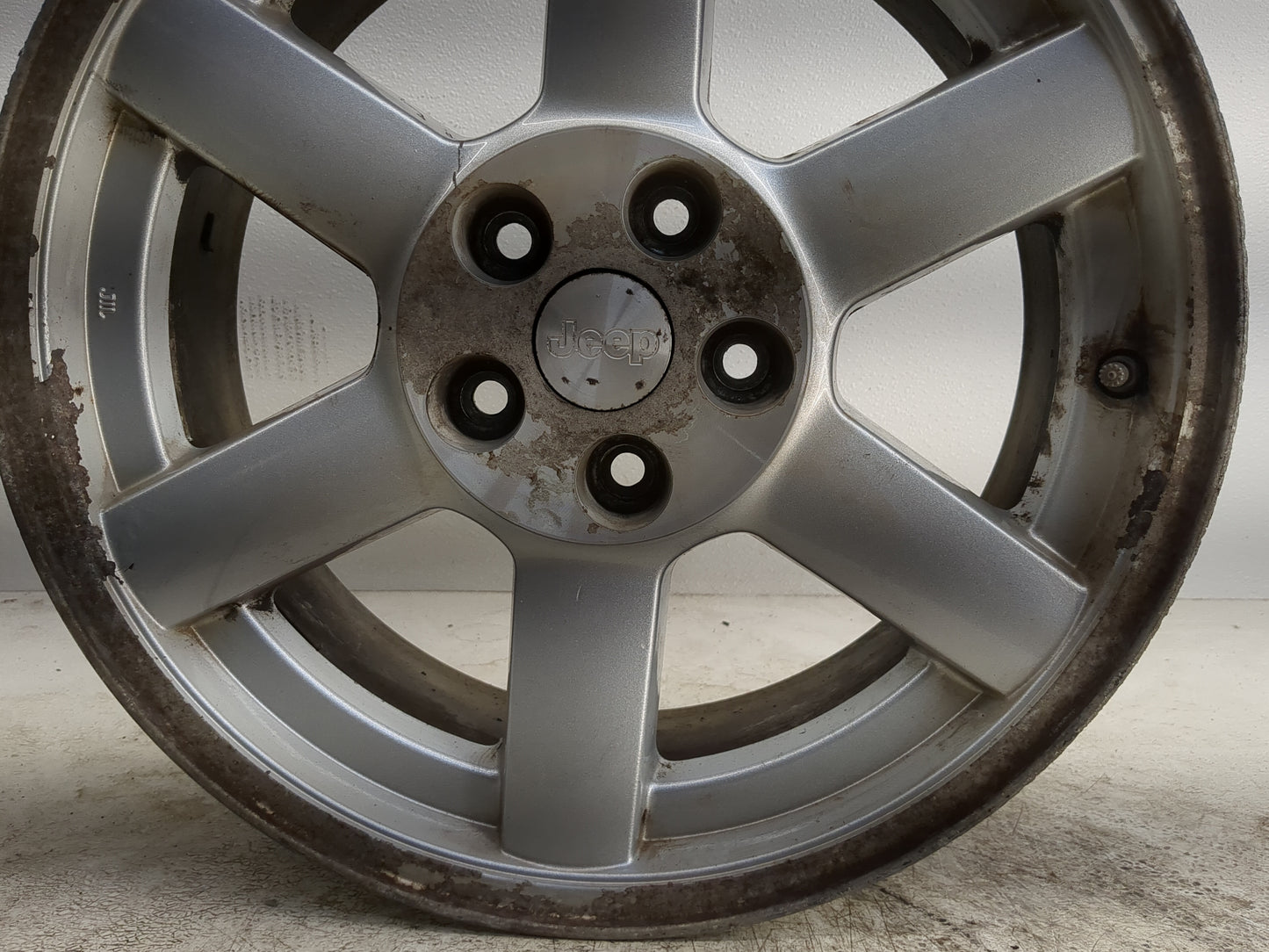 2005-2007 Jeep Liberty Oem Wheel Rim 1260744 - Oemusedautoparts1.com