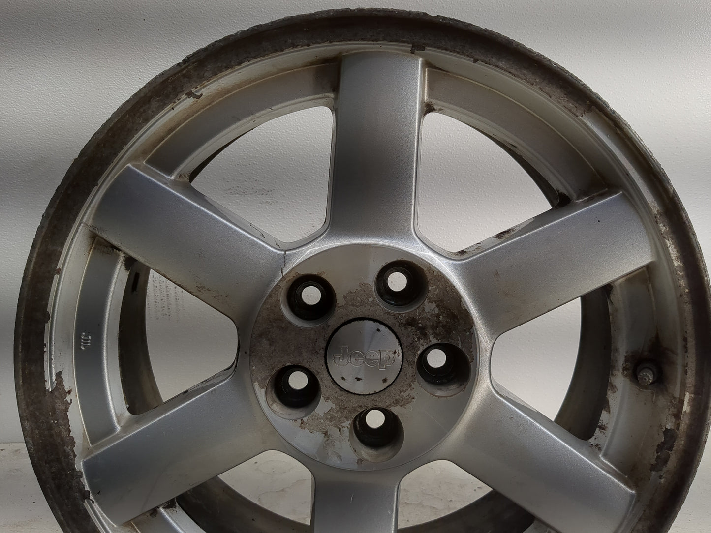 2005-2007 Jeep Liberty Oem Wheel Rim 1260744 - Oemusedautoparts1.com