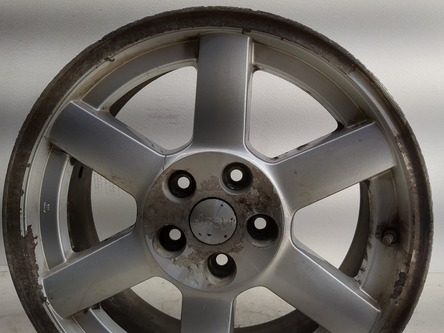 2005-2007 Jeep Liberty Oem Wheel Rim 1260744 - Oemusedautoparts1.com