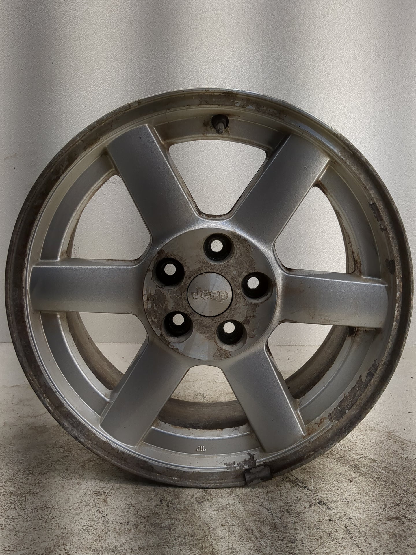 2005-2007 Jeep Liberty Oem Wheel Rim - Oemusedautoparts1.com