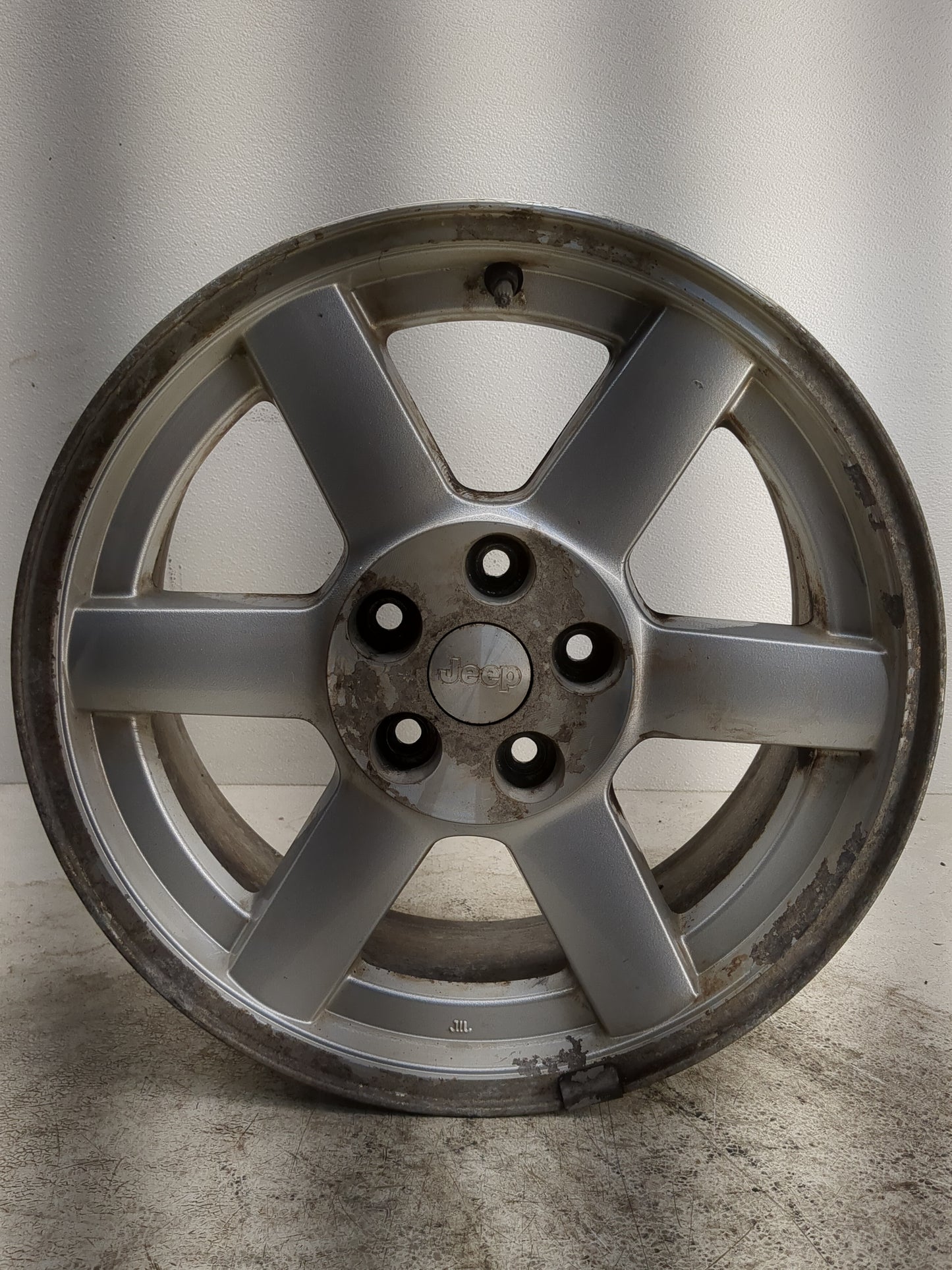 2005-2007 Jeep Liberty Oem Wheel Rim - Oemusedautoparts1.com