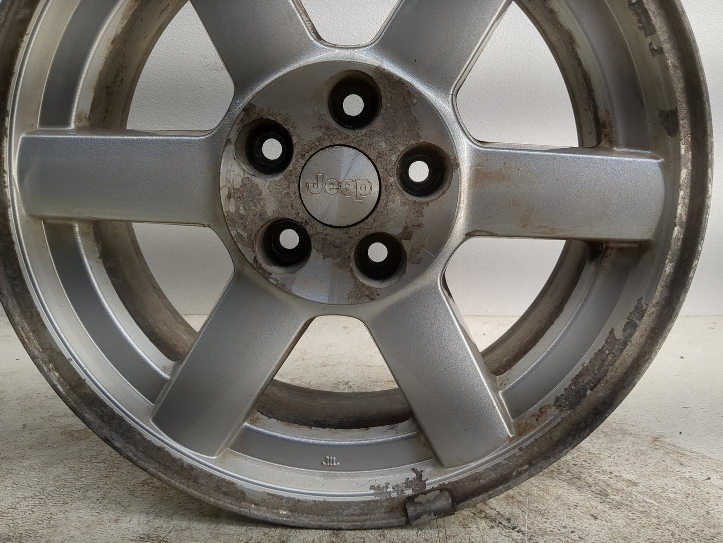 2005-2007 Jeep Liberty Oem Wheel Rim 1260745 - Oemusedautoparts1.com