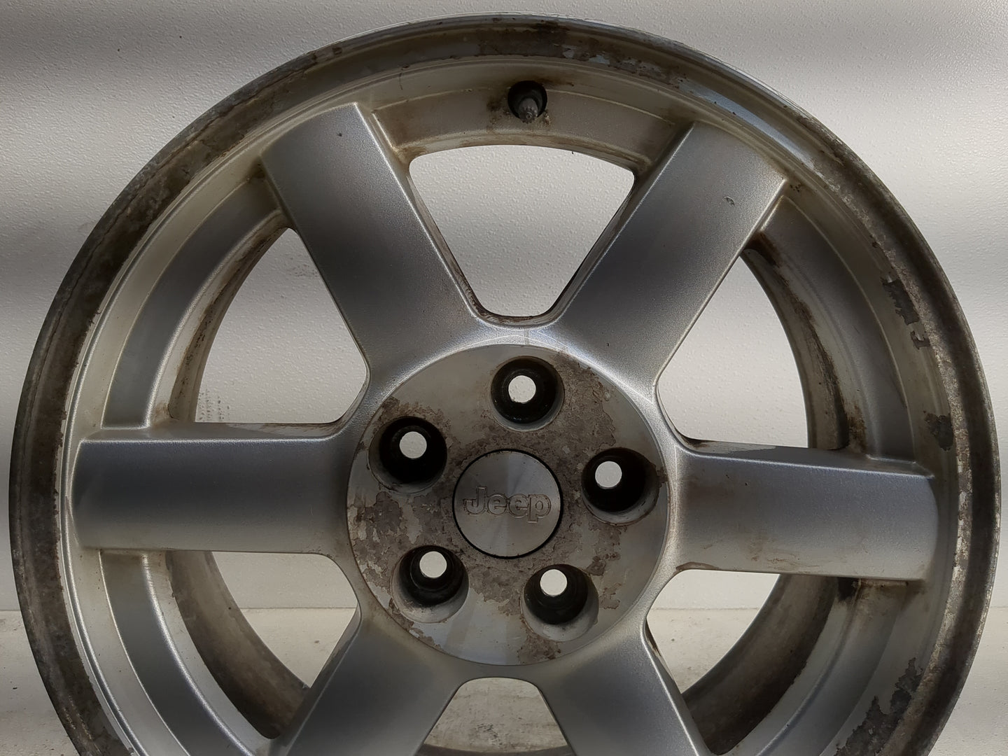 2005-2007 Jeep Liberty Oem Wheel Rim - Oemusedautoparts1.com