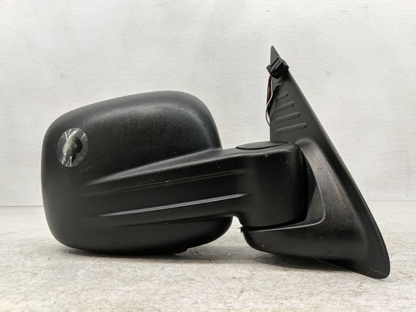 2002-2007 Jeep Liberty Passenger Side View Mirror - Right Door Mirror OEM Used - Oemusedautoparts1.com