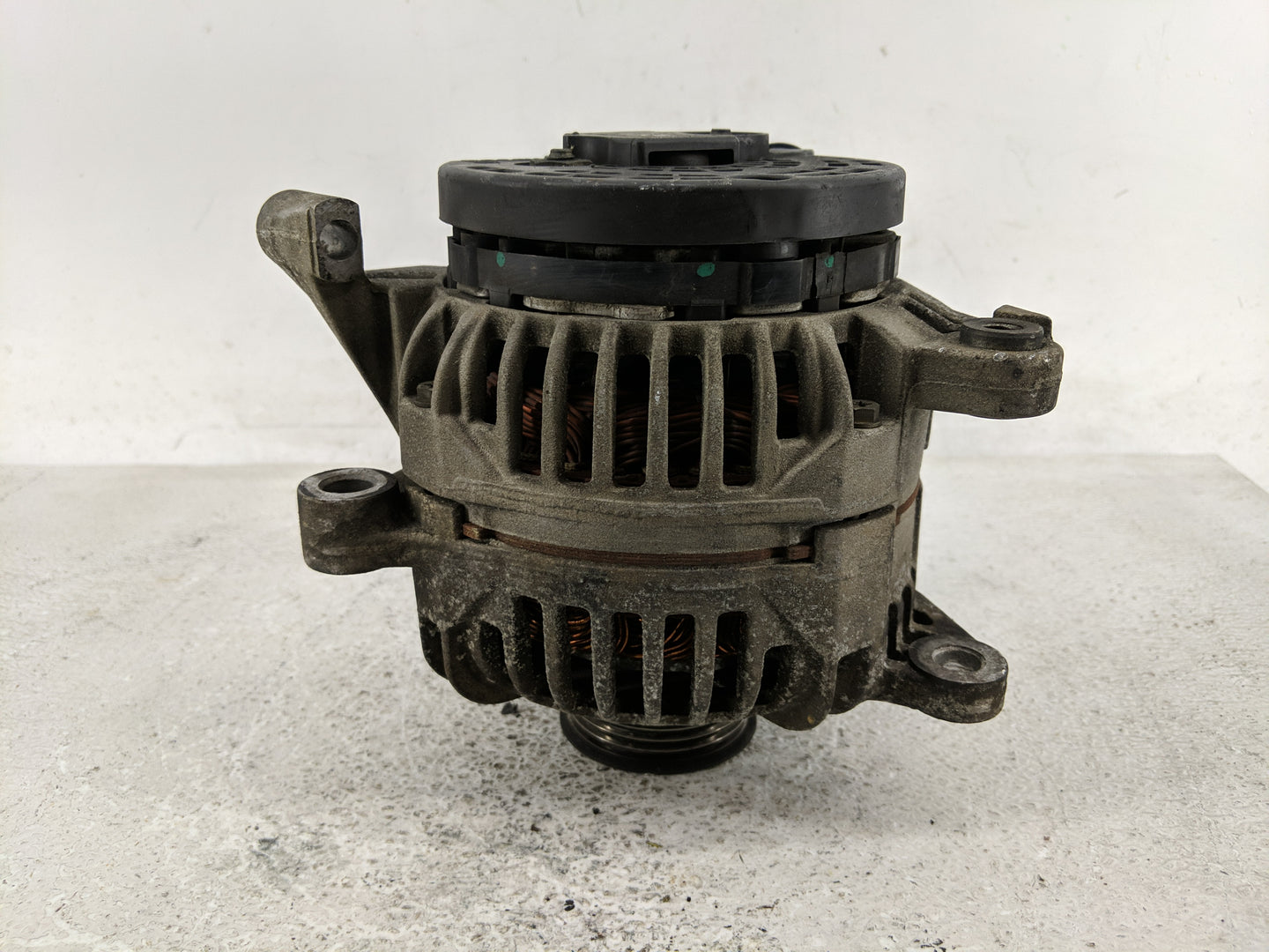 2005 Jeep Liberty Alternator Replacement Generator Charging Assembly Engine OEM P/N:TN121000-4540 56041693AC Fits OEM Used A