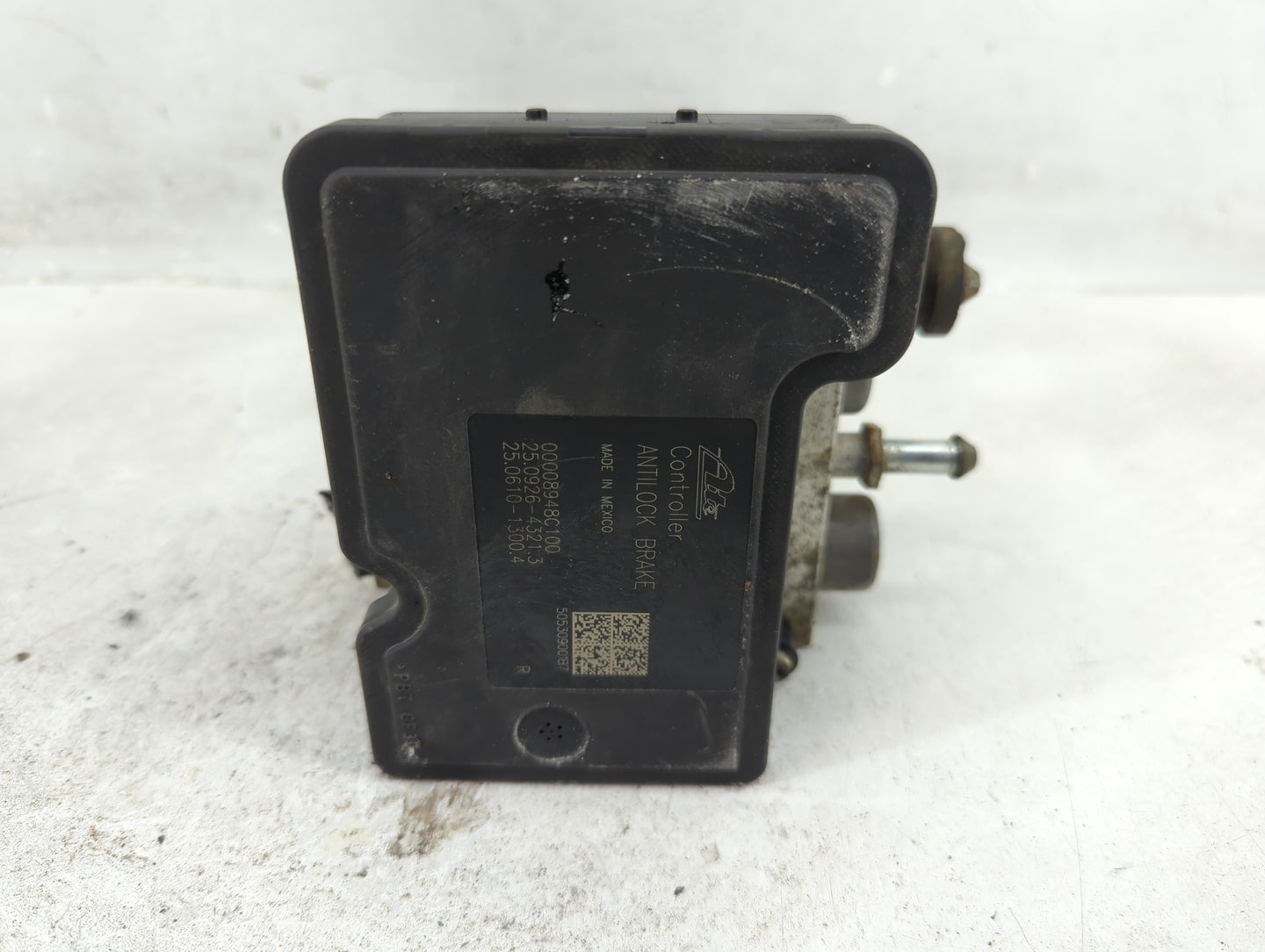 2005 Jeep Liberty ABS Pump Control Module Replacement Fits OEM Used Auto Parts - Oemusedautoparts1.com