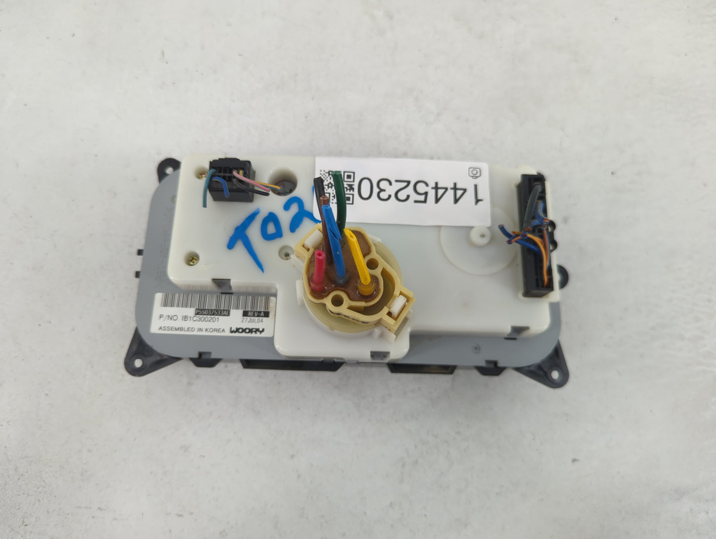 2004-2007 Jeep Liberty Climate Control Module Temperature AC/Heater Replacement P/N:P55037533AE IB1C300201 Fits OEM Used Aut