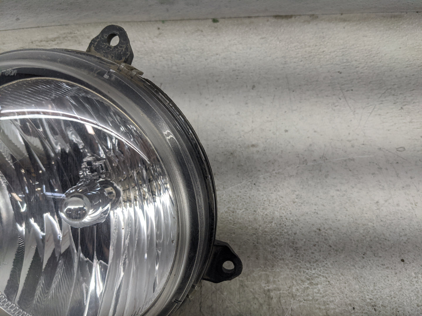 2005-2007 Jeep Liberty Driver Left Oem Head Light Headlight Lamp 1462980 - Oemusedautoparts1.com