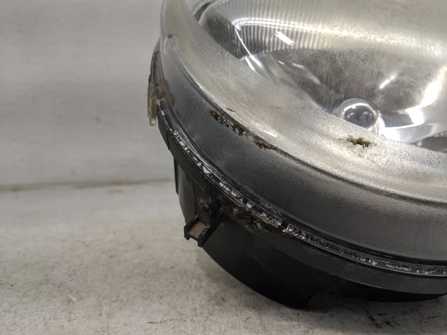 2005-2007 Jeep Liberty Driver Left Oem Head Light Headlight Lamp 1463003 - Oemusedautoparts1.com