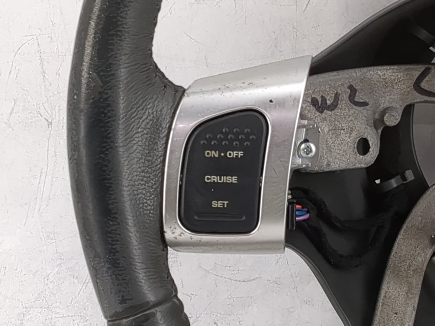 2005 Jeep Liberty Steering Wheel Oem Black - Oemusedautoparts1.com