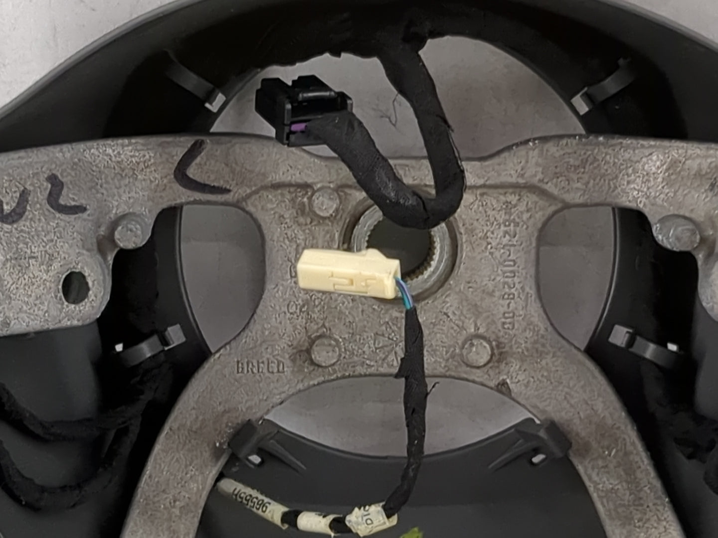 2005 Jeep Liberty Steering Wheel Oem Black - Oemusedautoparts1.com