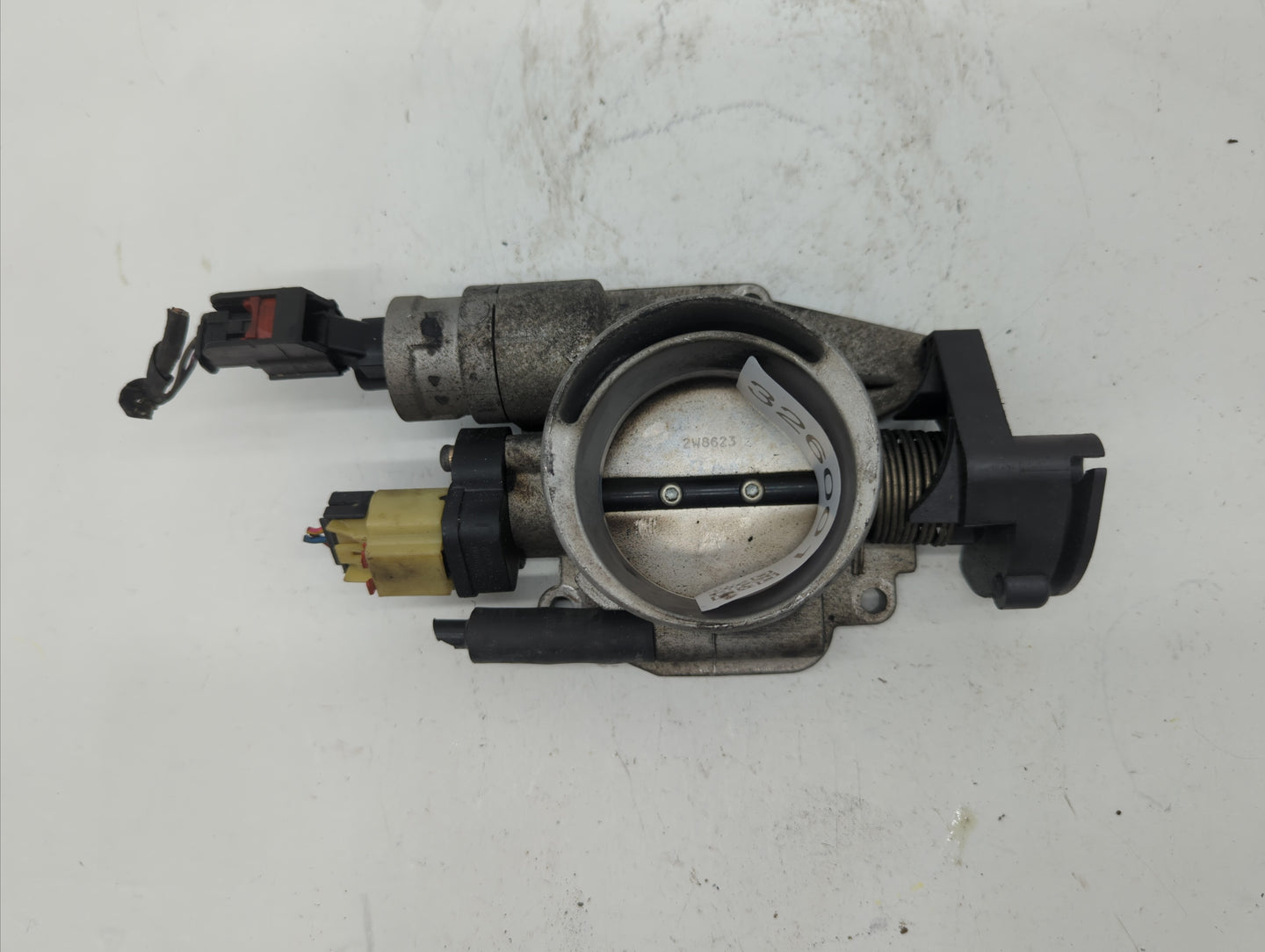 2005 Jeep Liberty ABS Pump Control Module Replacement P/N:P52128782AD Fits OEM Used Auto Parts - Oemusedautoparts1.com