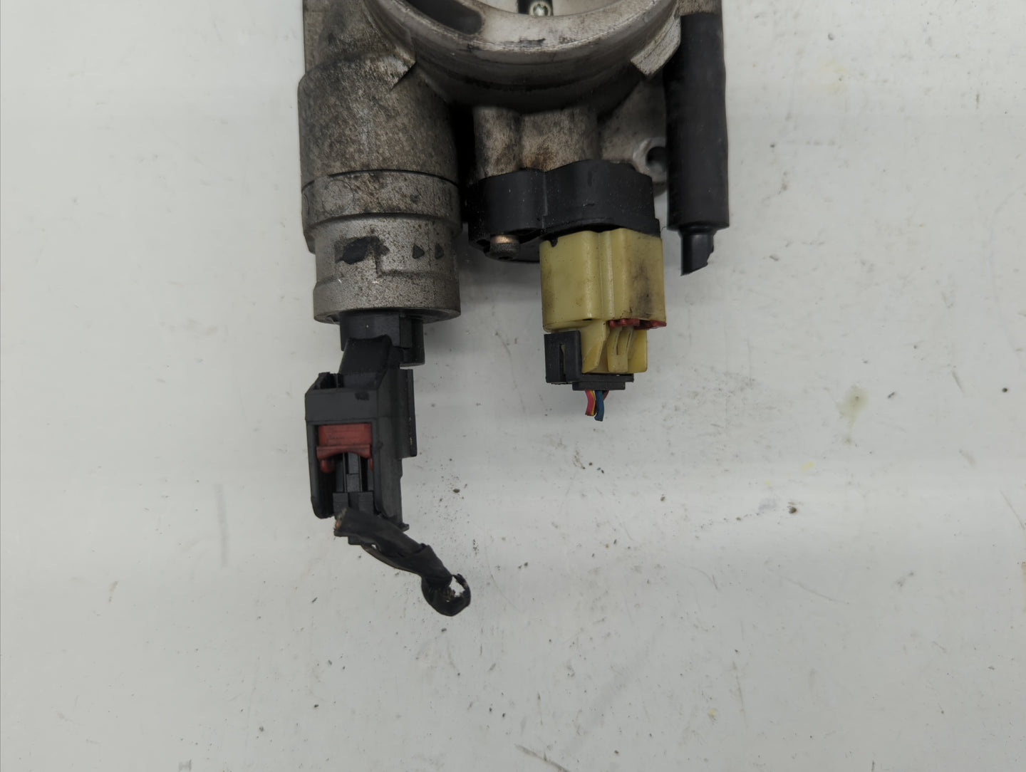2005 Jeep Liberty ABS Pump Control Module Replacement P/N:P52128782AD Fits OEM Used Auto Parts - Oemusedautoparts1.com
