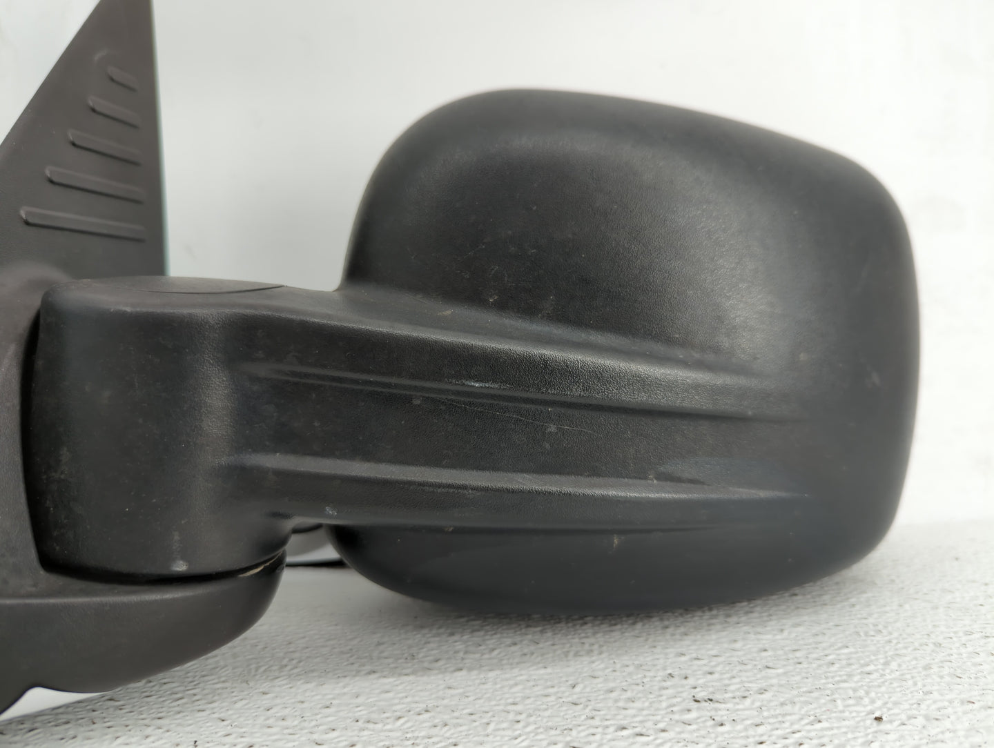 2002-2007 Jeep Liberty Driver Side View Mirror - Left Door Mirror OEM Used - Oemusedautoparts1.com