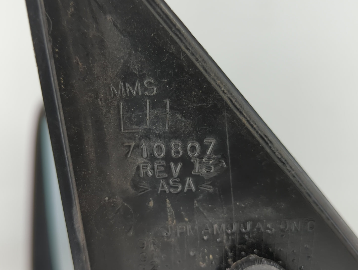 2002-2007 Jeep Liberty Driver Side View Mirror - Left Door Mirror OEM Used - Oemusedautoparts1.com