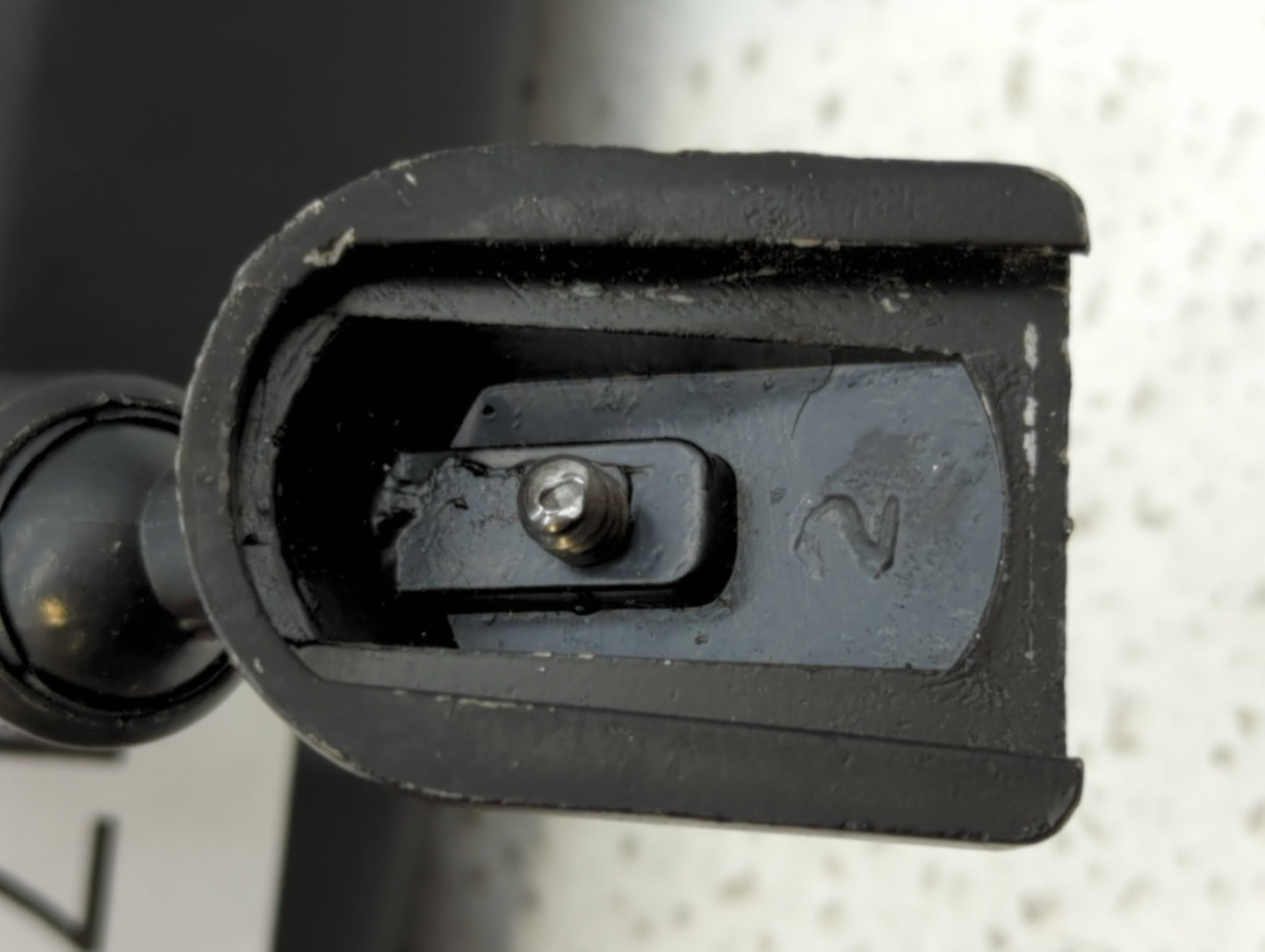 2005 Jeep Liberty Interior Rear View Mirror Replacement OEM P/N:E8011681 Fits OEM Used Auto Parts - Oemusedautoparts1.com